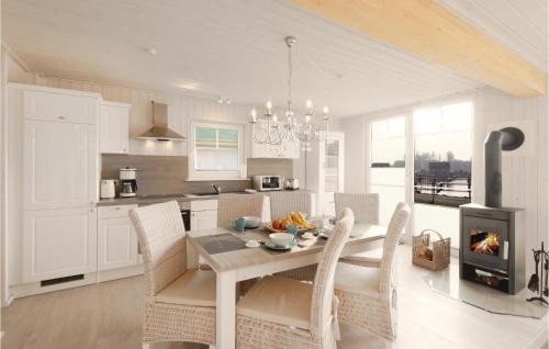 2 Bedroom Lovely Home In Zerpenschleuse 2 Bedroom Lovely Home In Zerpenschleuse