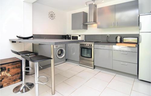 2 Bedroom Awesome Home In Aix-en-provence