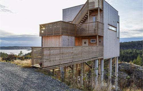 Cozy Home In Sndeled With House Sea View