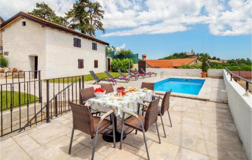 Awesome Home In Veprinac With Private Swimming Pool, Can Be Inside Or Outside