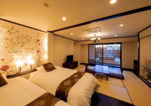 Luxury Triple Room