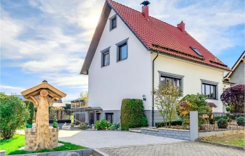 Lovely Home In Geschwenda With House A Mountain View