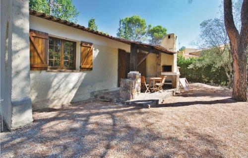 Amazing Home In La Bouverie With Kitchen