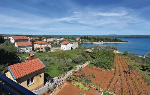  Apartment Sibenik with Sea View II, Pension in Raslina