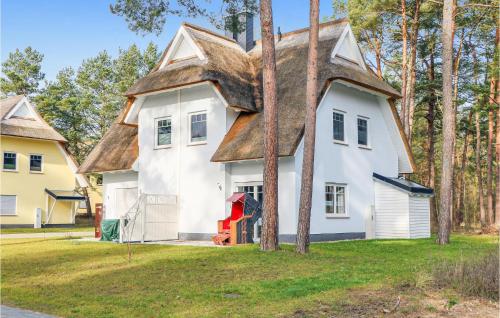 Stunning home in Zirchow/Usedom w/ Sauna WiFi and 2 Bedrooms