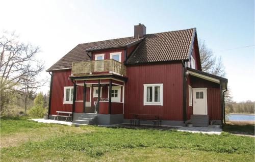 Beautiful Home In Vimmerby With Kitchen