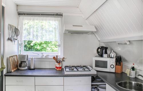 Kitchen, Holiday Home Groote Keeten in Callantsoog