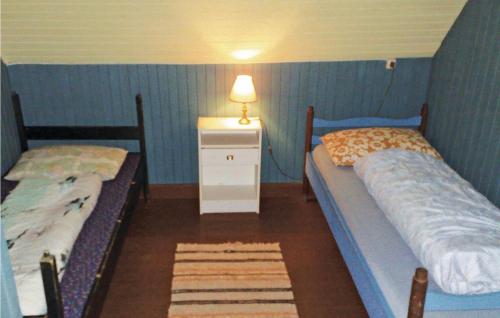 3 Bedroom Cozy Home In Vatnestrm