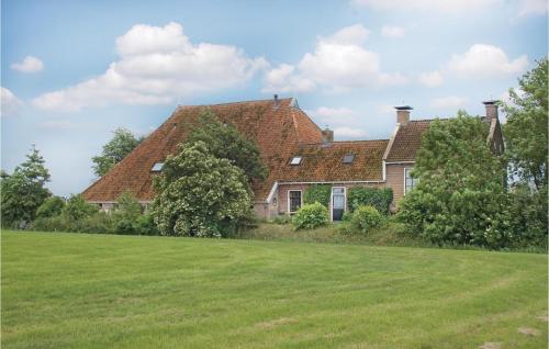  Awesome Home In Boazum With 7 Bedrooms, Sauna And Wifi, Pension in Boazum bei Roodhuis