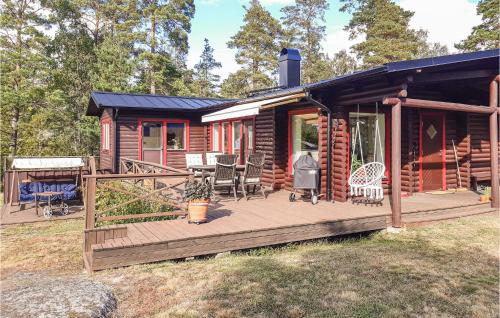 . Lovely Home In Grdinge With Sauna
