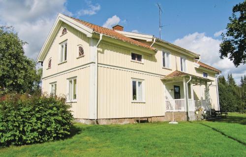 Beautiful home in Marieholms bruk with 4 Bedrooms and WiFi