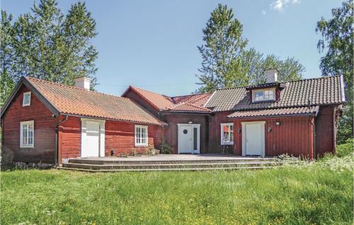 . Amazing home in Sdertlje with 3 Bedrooms and WiFi