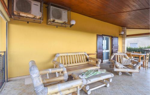  Awesome Home In Modica With House Sea View in Modica