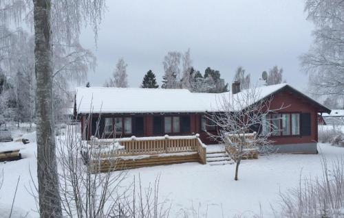 Gorgeous Home In Flen With Sauna