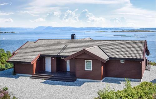 . Nice Home In Nedstrand With 5 Bedrooms, Sauna And Wifi