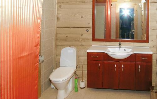 Bathroom, Awesome home in Trysil with 4 Bedrooms, Sauna and WiFi in Trysil