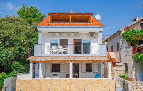 Beautiful Home In Grebastica With 4 Bedrooms And Wifi