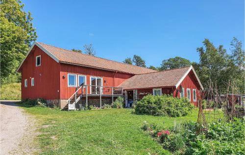 Nice Apartment In Svanesund With 2 Bedrooms And Wifi