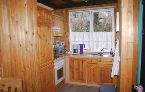 Cocina, Beautiful home in Extertal with 3 Bedrooms, Sauna and WiFi in Extertal