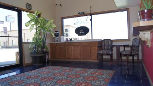 Holiday Lodge & Suites in McAlester, USA
