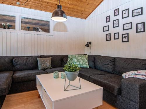 Holiday home Bjert XVII
