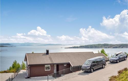 . Cozy Home In Nedstrand With House A Mountain View