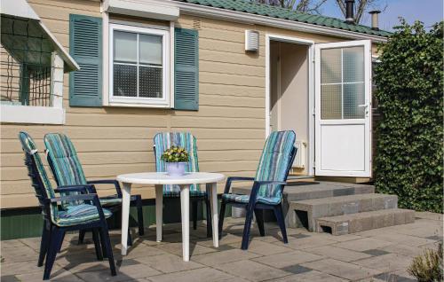 Two-Bedroom Holiday Home in Tzummarum - image 5