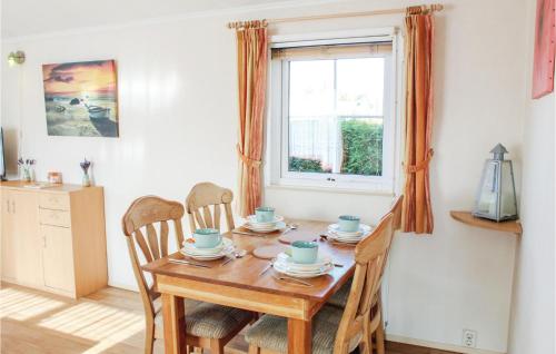 Two-Bedroom Holiday Home in Tzummarum - image 2