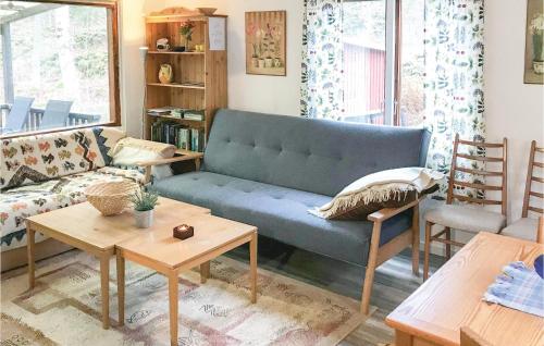 3 Bedroom Stunning Home In Asarum in Lappamala