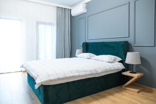 Deluxe Central Rooms - Apartment - Karlovo