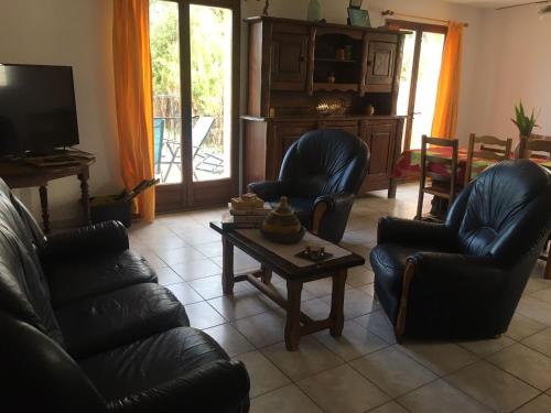 maison calme gîte à louer Théziers