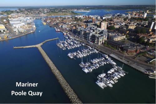 Vista exterior, Quayside Quarters in Poole Town