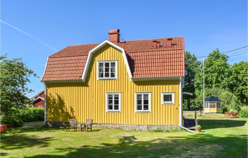 Two-Bedroom Holiday Home in Vaxjo - Vrankunge