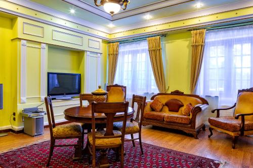 Park Hotel Kokshetau - Tap to explore photos