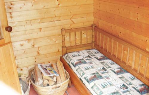 Amazing Home In Stde With Sauna in Huljen