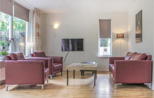 Three-Bedroom Holiday Home in Winterswijk - image 3