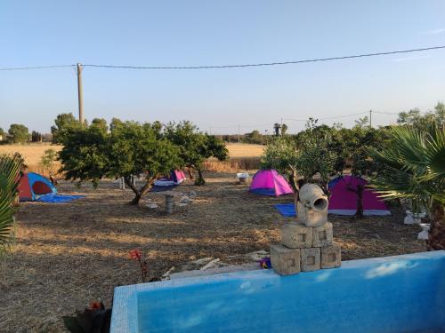 Aree tende presso la casa in campagna di Ottavia