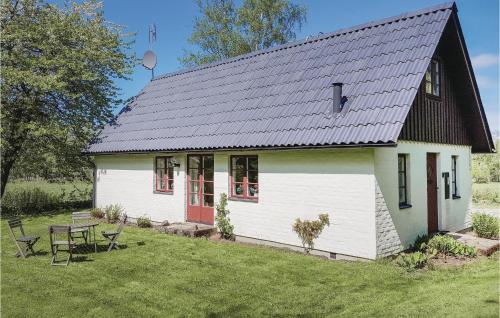 . 4 Bedroom Cozy Home In Båstad