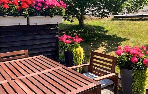 A szálláshely kívülről, Four-Bedroom Holiday Home In Hjalteby in Apelgarden