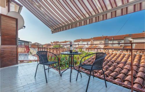 Вид, 3 Bedroom Stunning Home In Omisalj in Омішаль