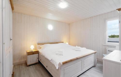 Beach Front Home In Zerpenschleuse Beach Front Home In Zerpenschleuse