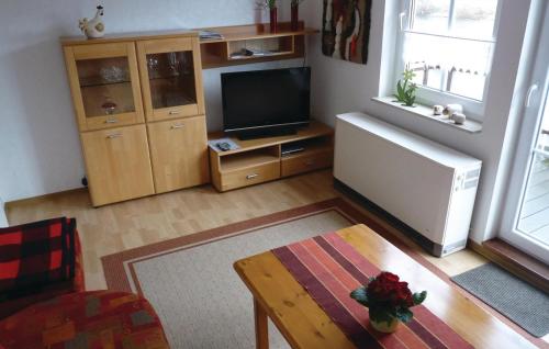 Nice Apartment In Oberweser-gieselwerder With Wifi