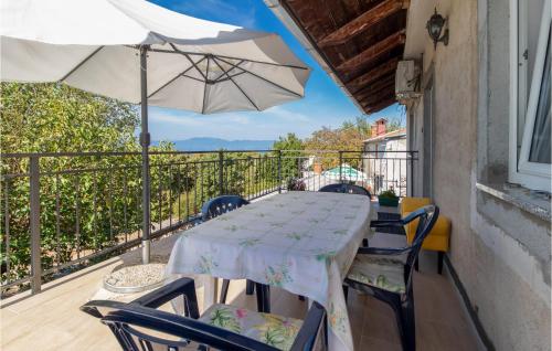  Stunning apartment in Smrika with 2 Bedrooms and WiFi in Šmrika