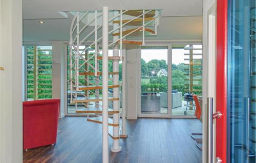 Beautiful home in Kuhlen Wendorf w/ WiFi and 2 Bedrooms - image 3