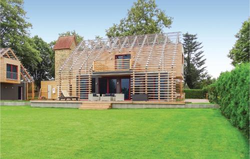 Beautiful home in Kuhlen Wendorf w/ WiFi and 2 Bedrooms - image 7