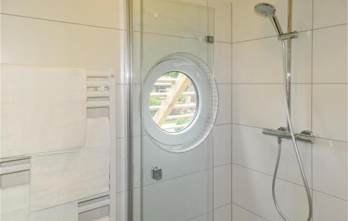 Beautiful home in Kuhlen Wendorf w/ WiFi and 2 Bedrooms - image 6