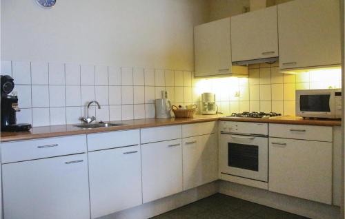 Beautiful Apartment In Breskens With Wifi