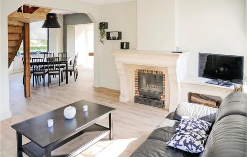  Four-Bedroom Holiday Home in Durbuy in Durbuy