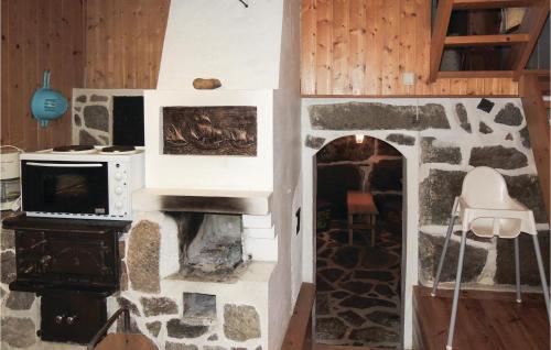 virtuve, 2 Bedroom Gorgeous Home In Rorvik in Rorvika