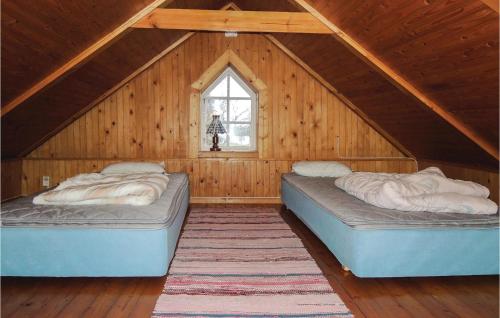 2 Bedroom Gorgeous Home In Rorvik in Rorvika
